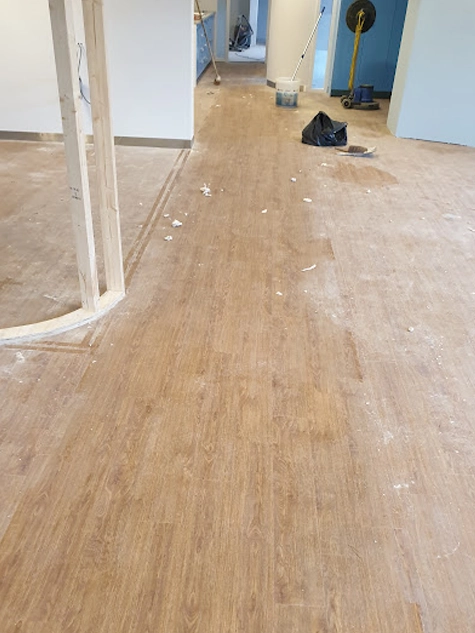 PVC of vinyl vloeren reiniging voor reiniging door Holland Floor Service